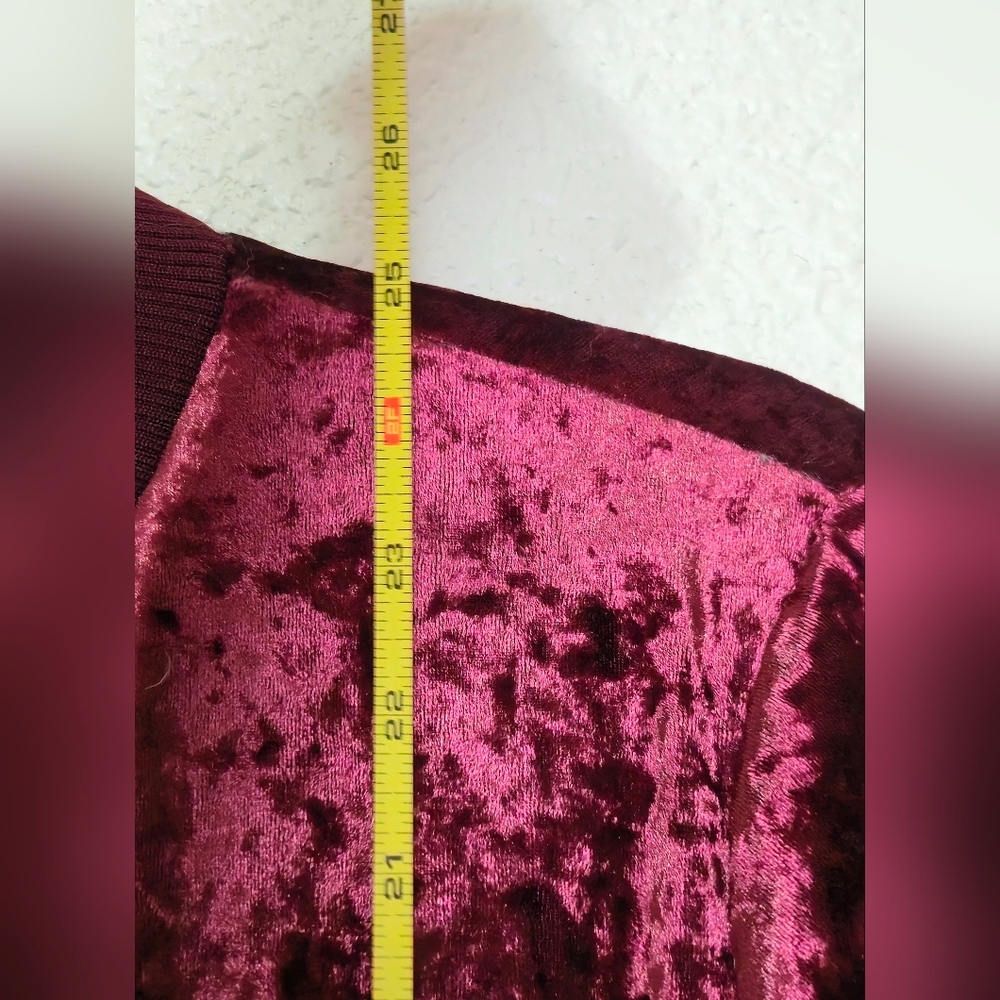 Romeo & Juliet Couture Metallic Burgundy Velvet Bomber Jacket Size S MSRP $175 - Picture 7 of 9